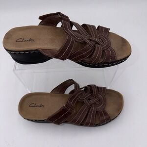 Clarks Bendables Women's Size 8W brown Leather‎ Sandals Comfort Slides 26100496